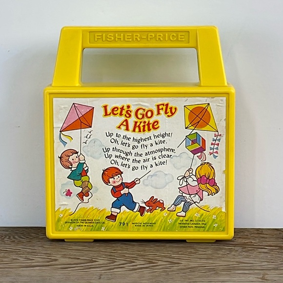 Vintage Fisher Price Radio Toy Let’s Go Fly A Kite Music - Picture 3 of 9